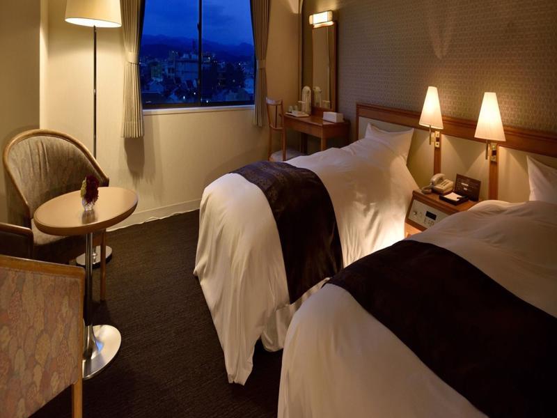 Rubino Horikawa Hotel Kyoto